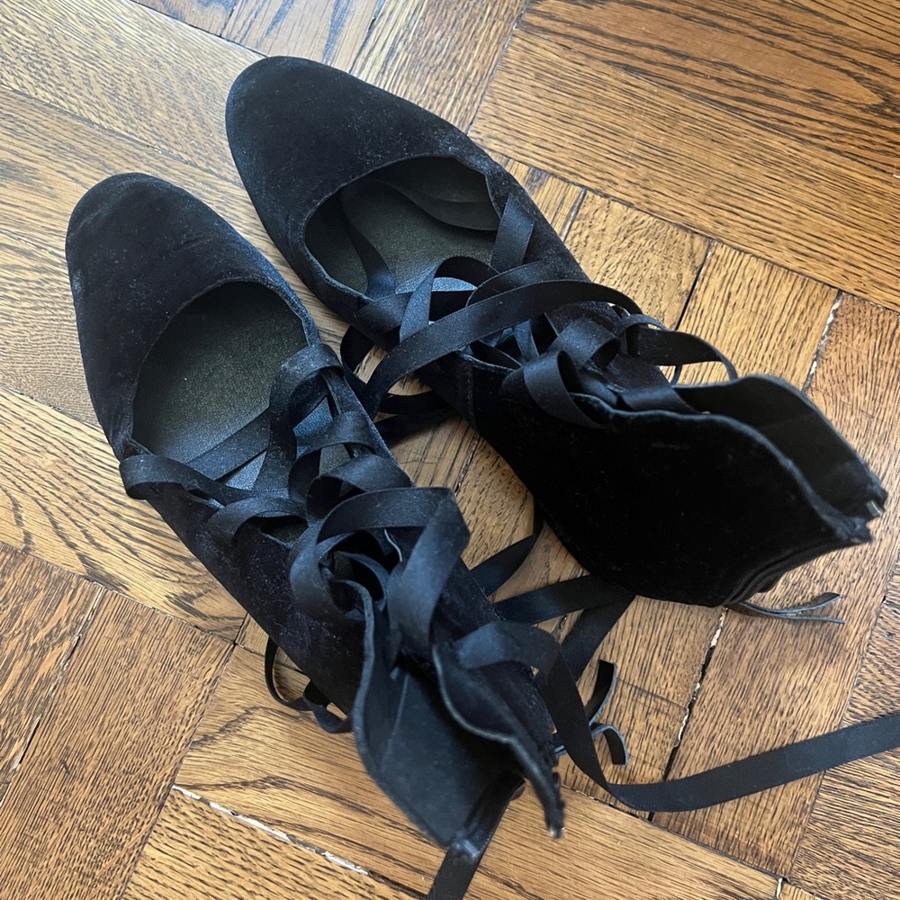 Velvet lace up flats